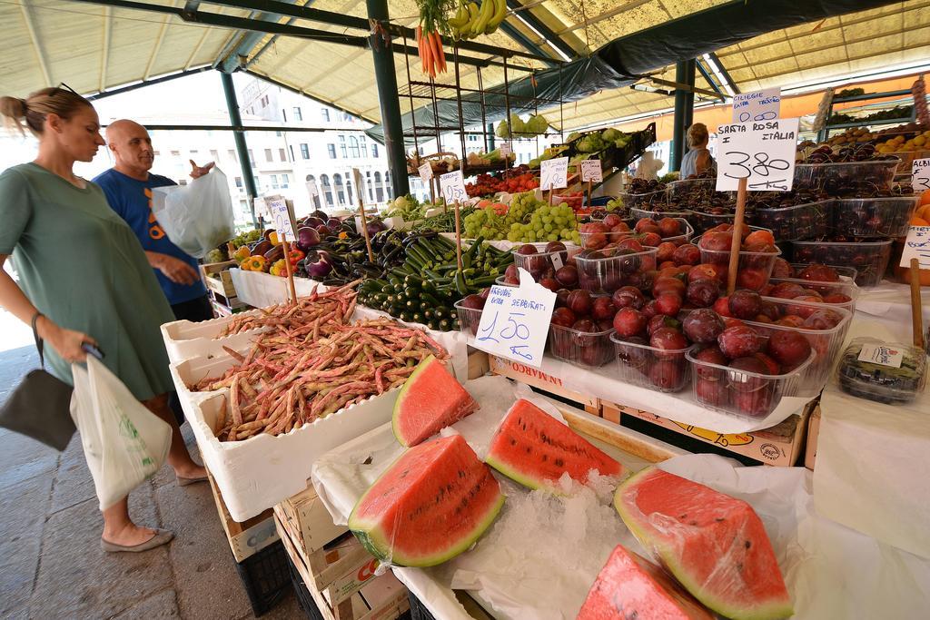 Recioto Rialto-Market Venetië Buitenkant foto